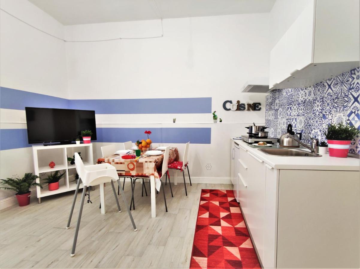 Central Apartments Caronda Street Catania Exteriör bild